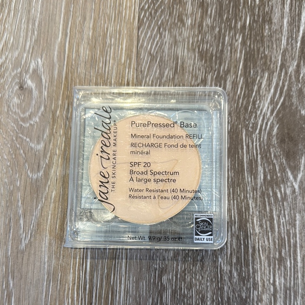 NWT - Jane Iredale PurePressed Base Refill - Natural